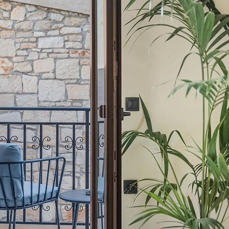 Achatis Suites 赫索尼索斯 外观 照片