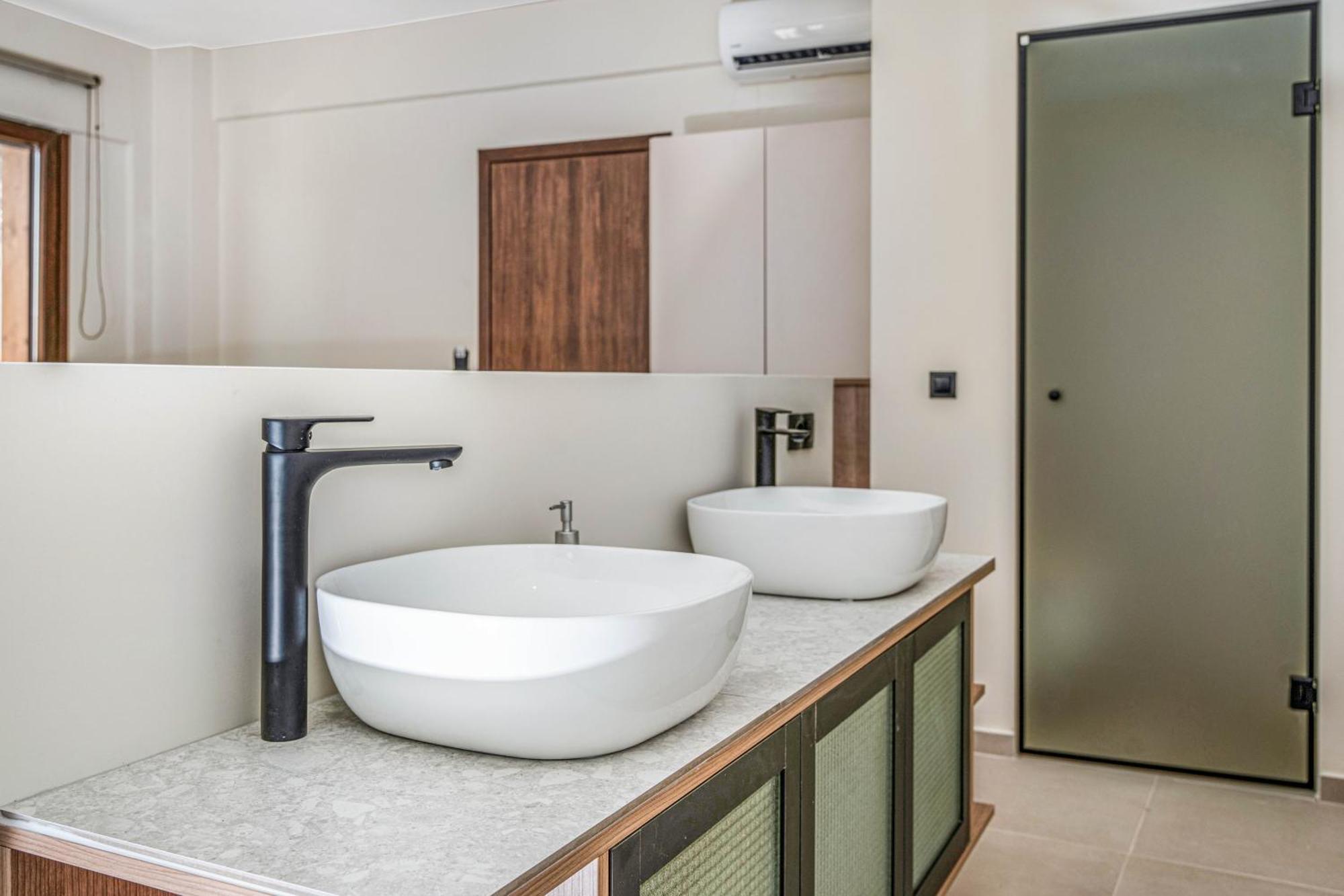 Achatis Suites 赫索尼索斯 外观 照片